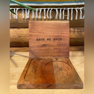 Book Nook Reading Valet